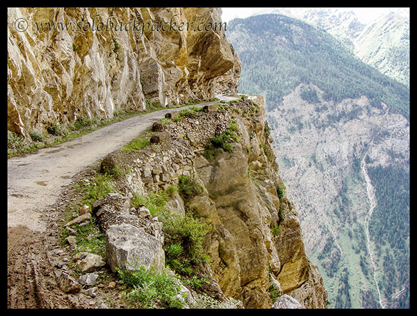 13000 feet from top to bottom..Kalpa-Roghi Road