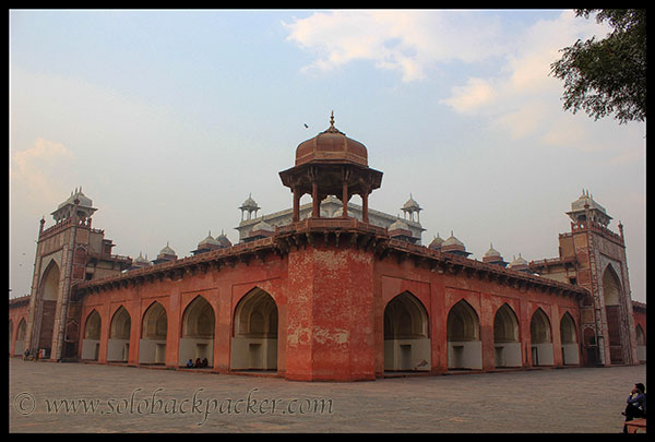 Diagonal View of The Tomb @ Sikandara, Agra