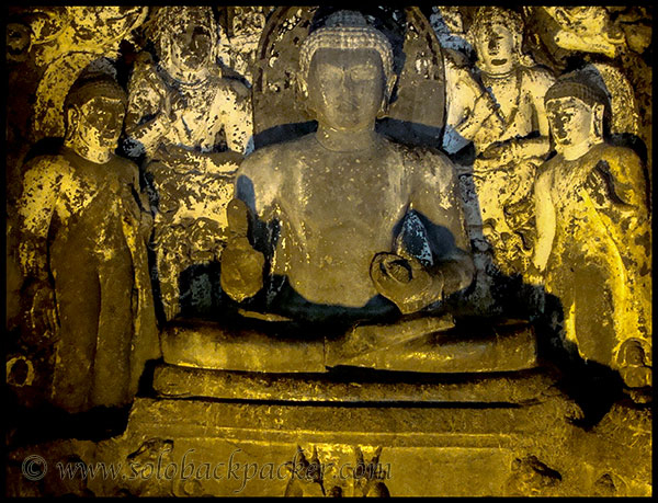 Lord Buddha in preaching pose surrounded by Boddhisatvas @ Cave 4