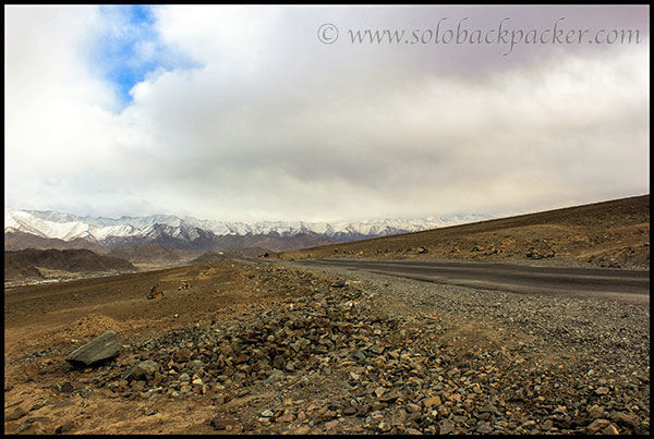 Road to Zingchen Village