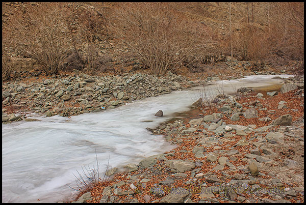 Frozen River at Zingchen Village