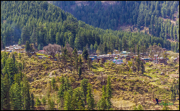 Pulga Village across Parvati River