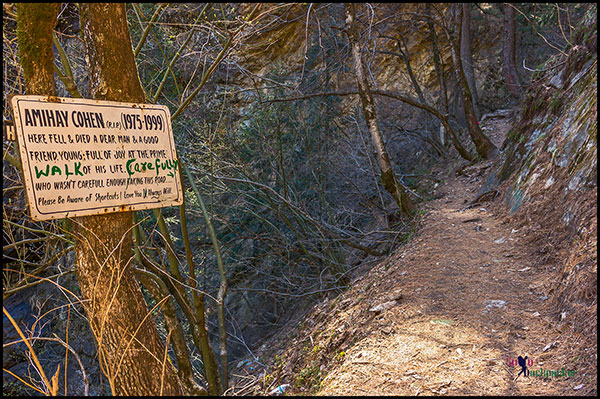 Signboard reminding the hikers to be careful