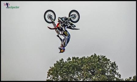 Read more about the article Red Bull X-Fighters FreeStyle Motocross at India Gate