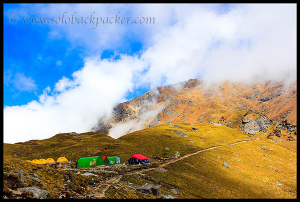 Read more about the article Roopkund Trek 6: Day Three Trekking from Bedini Bugyal to Bhagwabasa