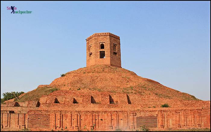 Chaukhandi Stupa at Sarnath