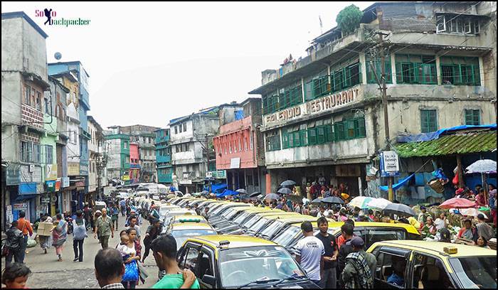 A crowded market near Iewduh in Shillong